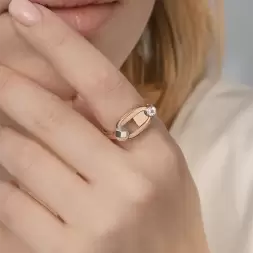 Кольцо из комбинированного золота с натуральным топазом white